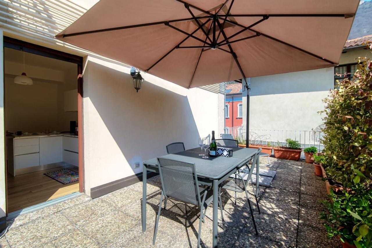 Ferienwohnung Piazza Roma - The House Of Travelers Como Exterior foto