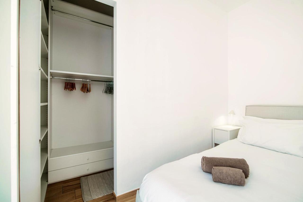 Ferienwohnung Piazza Roma - The House Of Travelers Como Exterior foto